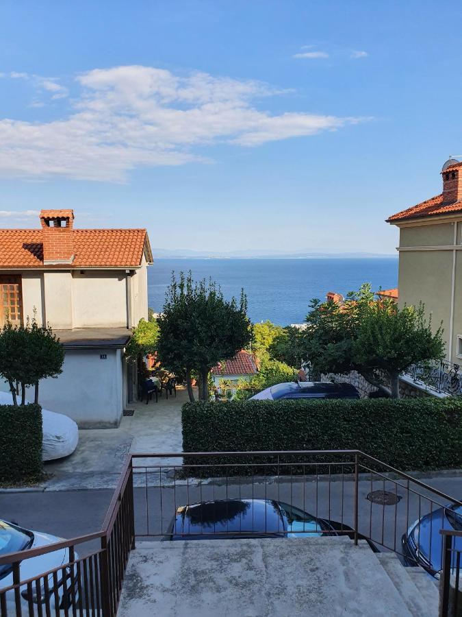 Studio Apartman Fredi Apartment Opatija Exterior photo